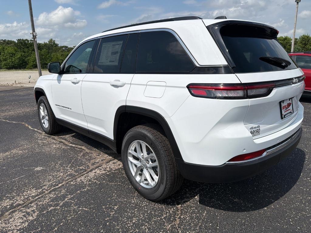 new 2026 Jeep Grand Cherokee car, priced at $41,204