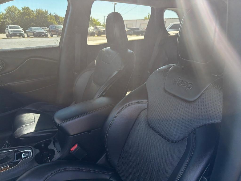 used 2023 Jeep Cherokee car, priced at $26,013