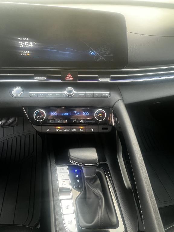 used 2024 Hyundai Elantra car, priced at $22,224