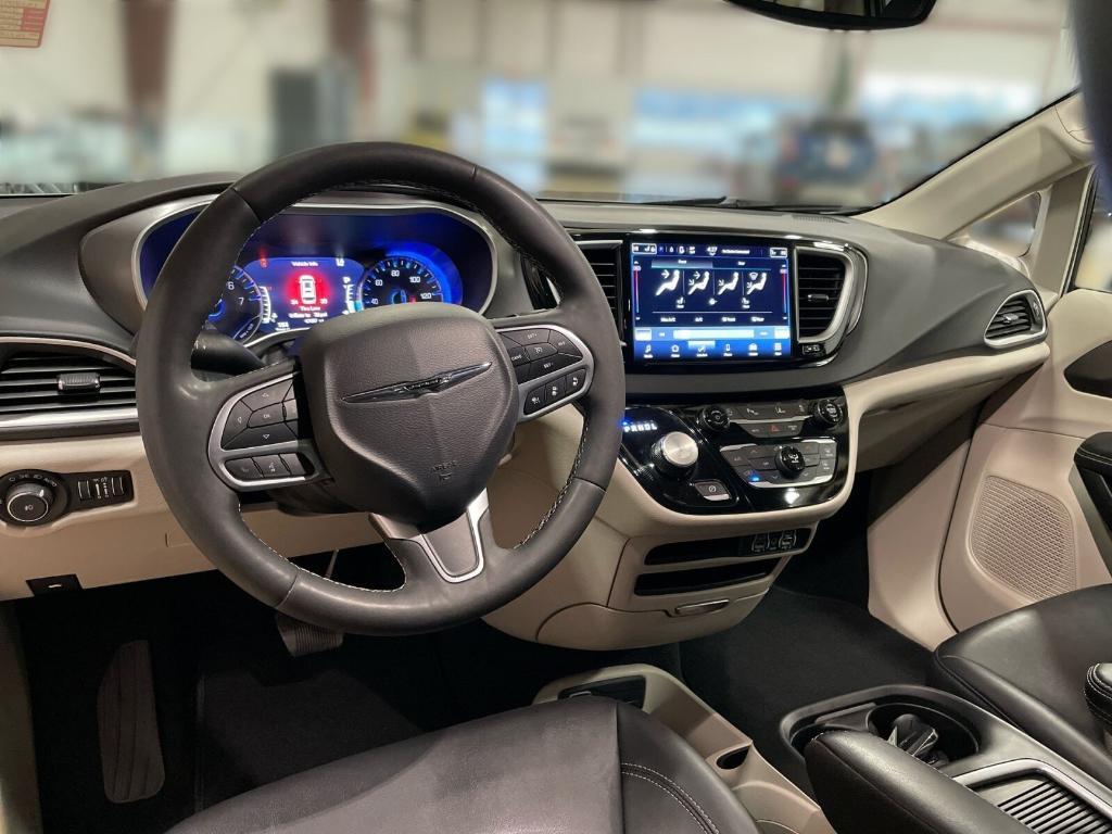 used 2024 Chrysler Pacifica car, priced at $25,797