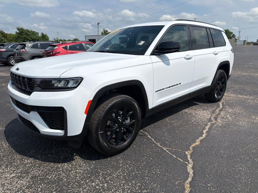 new 2026 Jeep Grand Cherokee L car, priced at $46,581