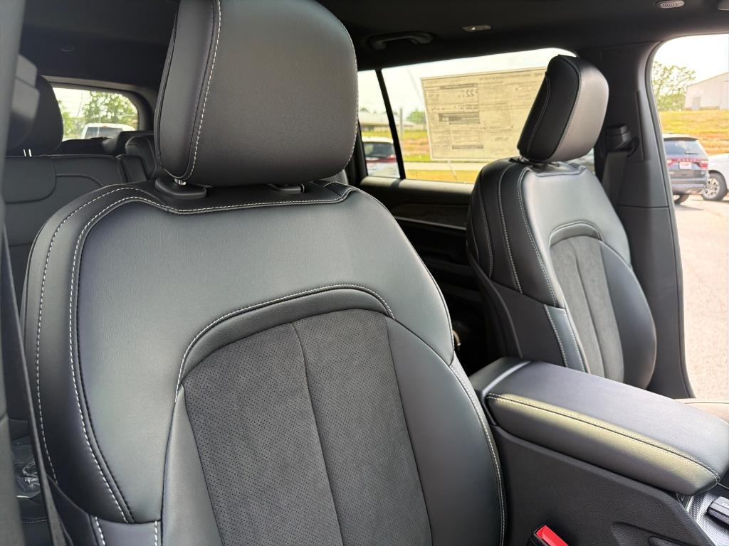 new 2026 Jeep Grand Cherokee L car, priced at $46,581