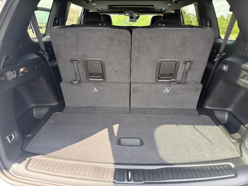 new 2026 Jeep Grand Cherokee L car, priced at $46,581