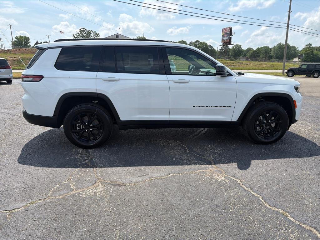 new 2026 Jeep Grand Cherokee L car, priced at $46,581