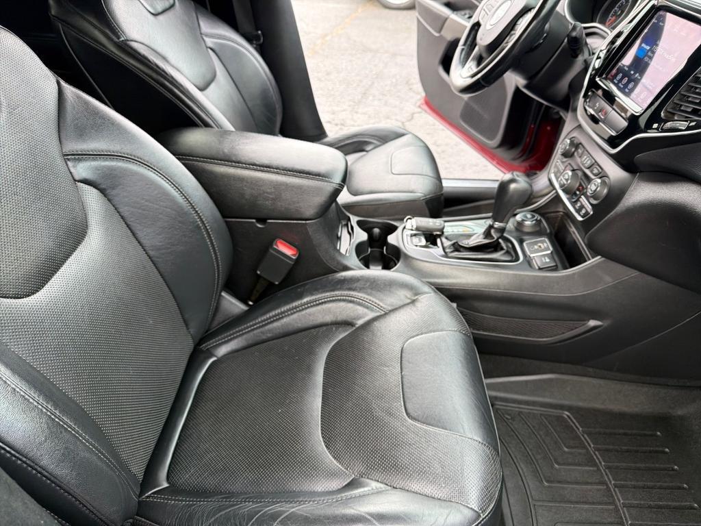 used 2020 Jeep Cherokee car, priced at $19,150