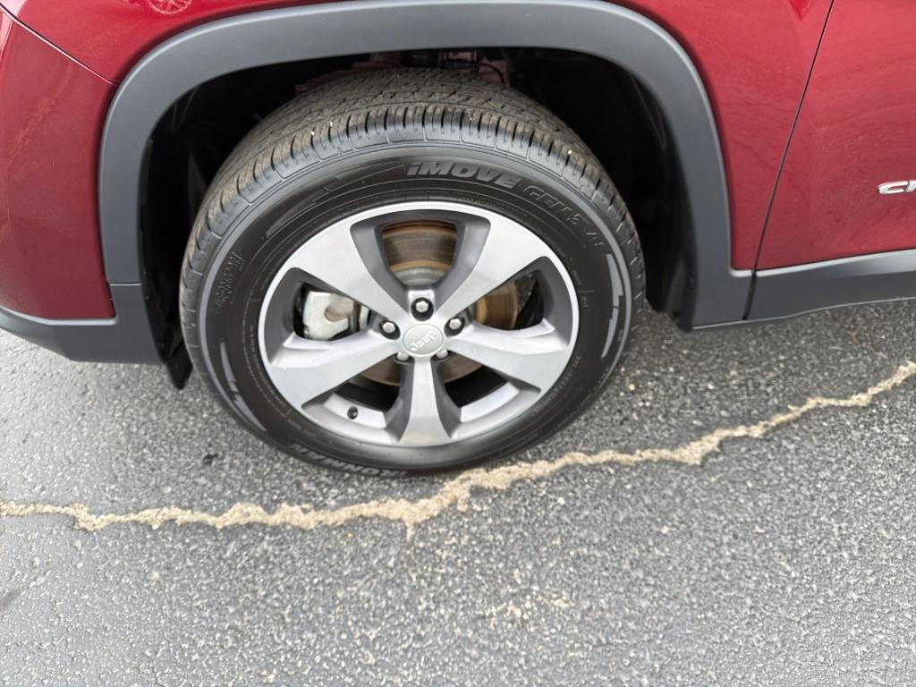 used 2020 Jeep Cherokee car, priced at $19,150