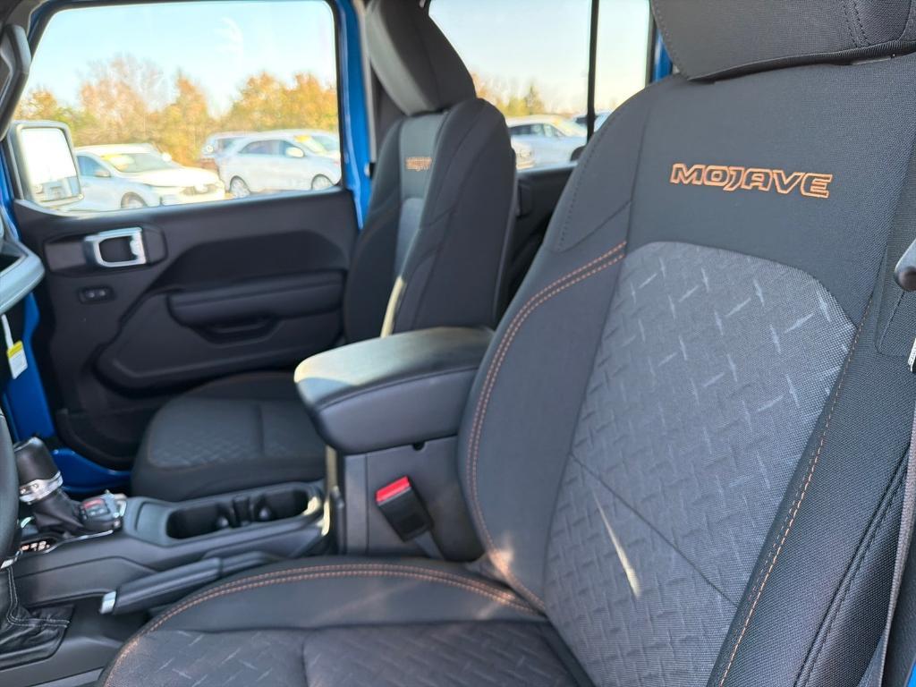 new 2026 Jeep Gladiator car, priced at $55,590