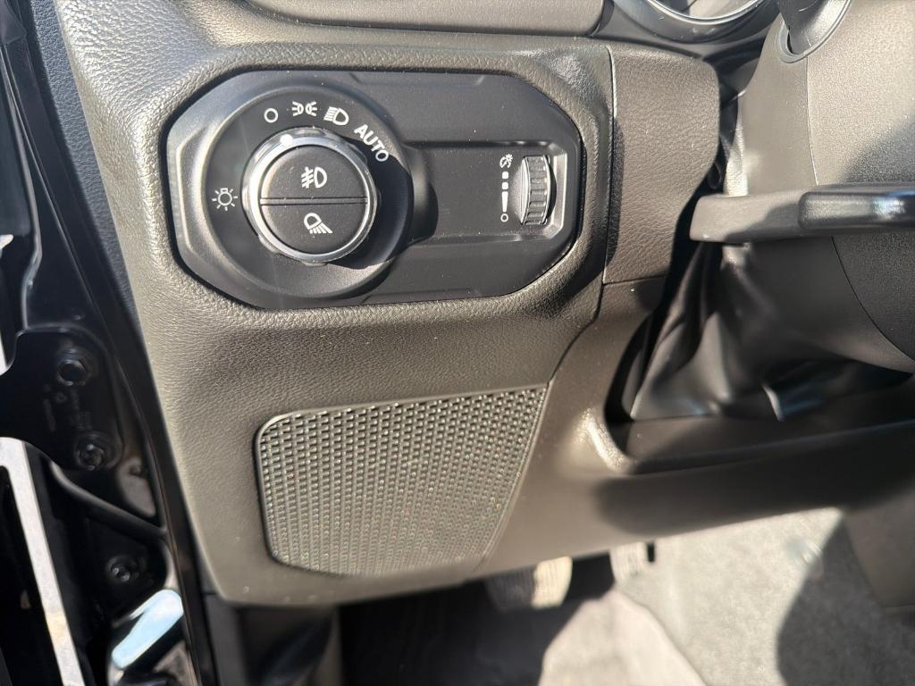 used 2023 Jeep Gladiator car, priced at $38,070