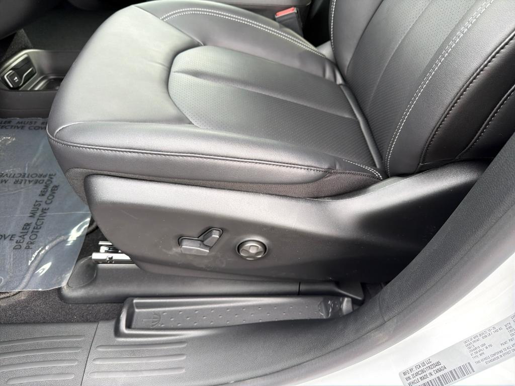 new 2026 Chrysler Pacifica car, priced at $48,733