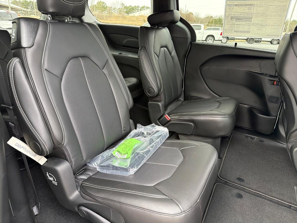 new 2026 Chrysler Pacifica car, priced at $48,733