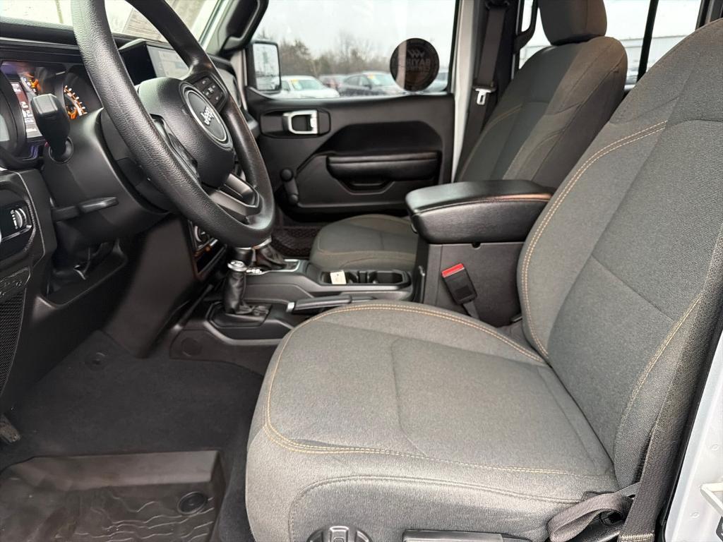 used 2024 Jeep Gladiator car, priced at $37,265