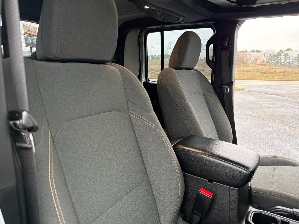 used 2024 Jeep Gladiator car, priced at $37,265