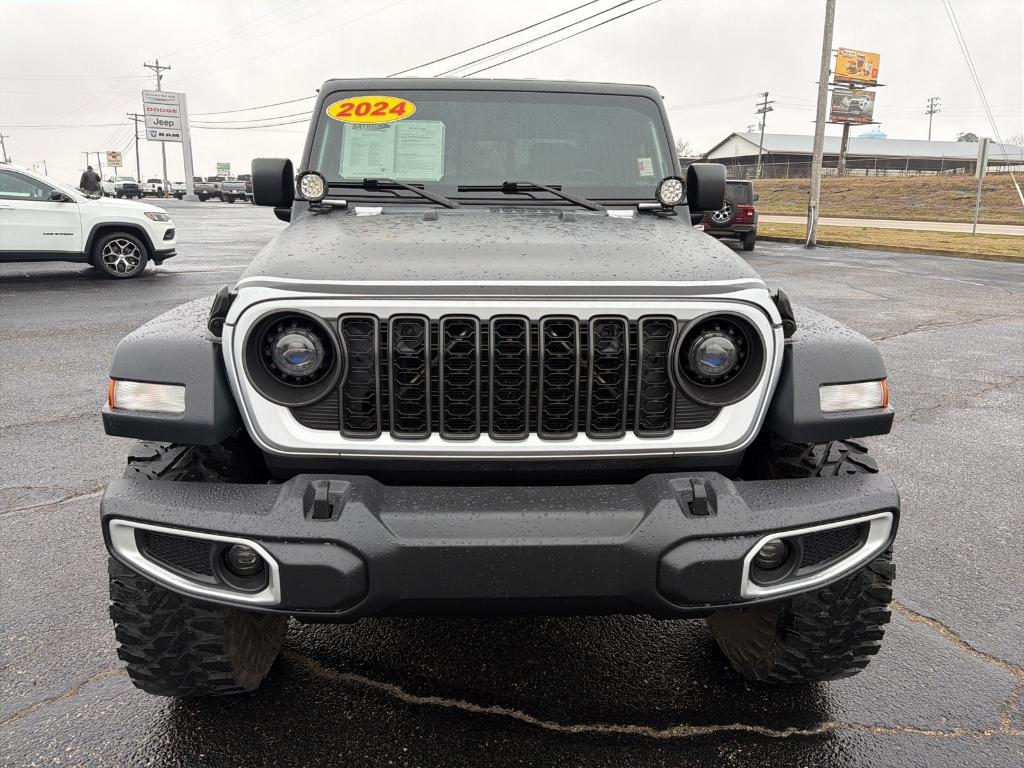 used 2024 Jeep Gladiator car, priced at $37,265