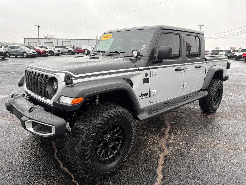 used 2024 Jeep Gladiator car, priced at $37,265
