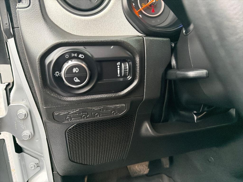 used 2024 Jeep Gladiator car, priced at $37,265