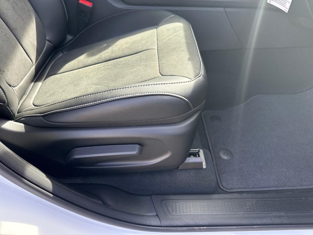 new 2026 Jeep Grand Cherokee car, priced at $48,293