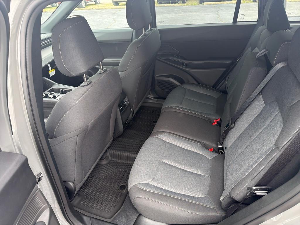 new 2026 Jeep Cherokee car, priced at $41,001
