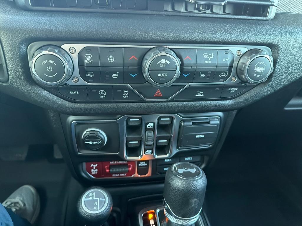 new 2026 Jeep Wrangler car, priced at $54,023