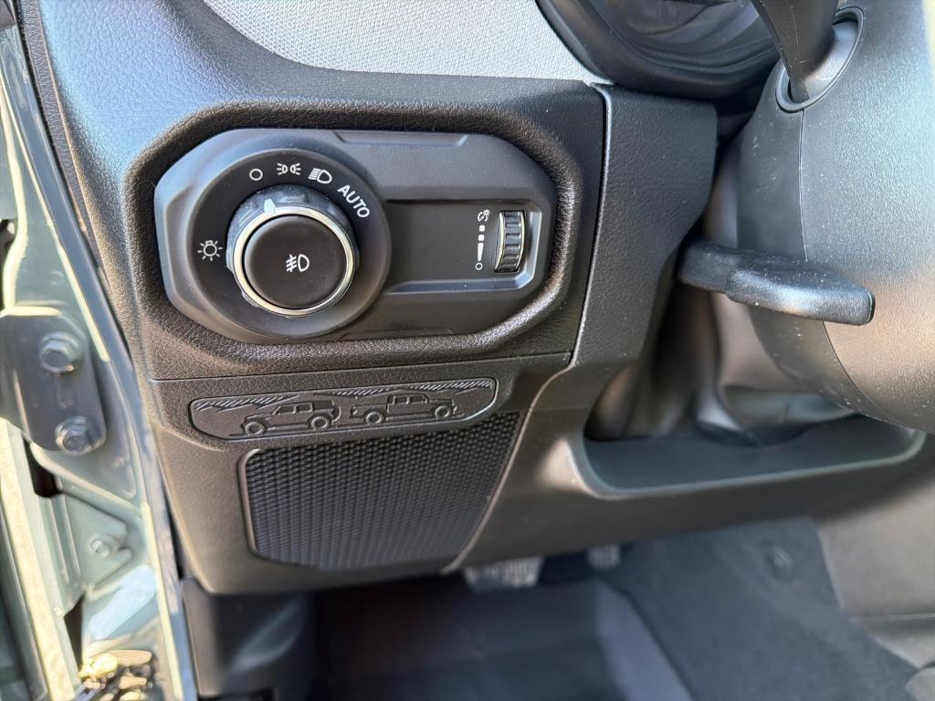 new 2026 Jeep Wrangler car, priced at $46,853