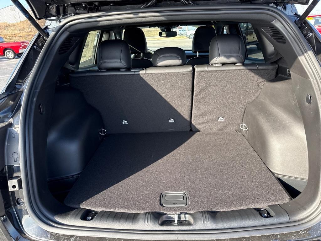 new 2026 Jeep Compass car, priced at $33,528