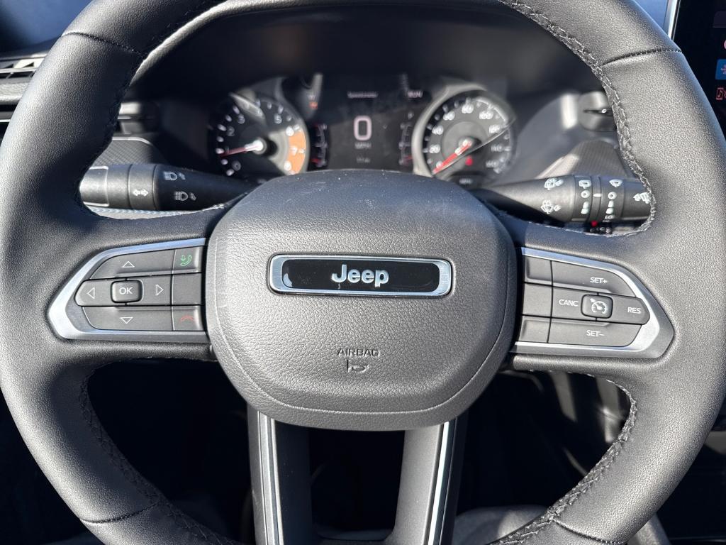 new 2026 Jeep Compass car, priced at $33,528