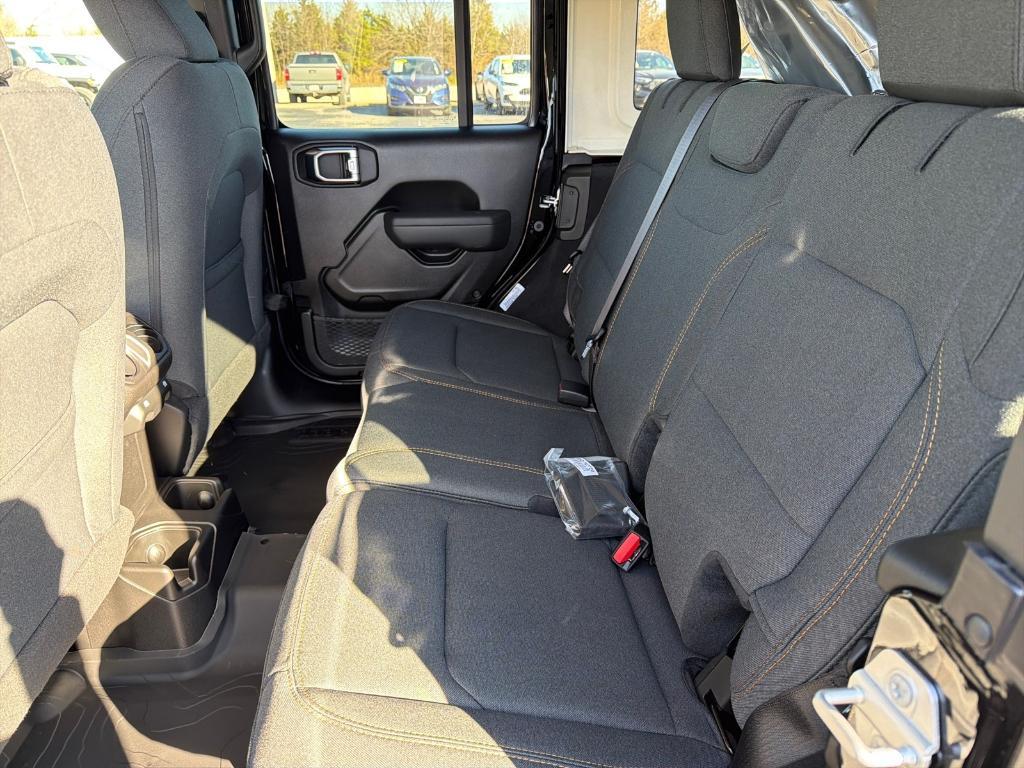 new 2026 Jeep Wrangler car, priced at $46,864