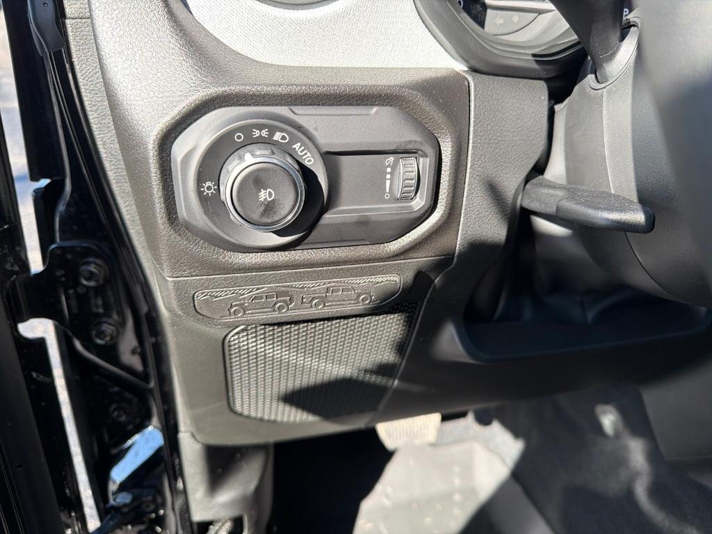 new 2026 Jeep Wrangler car, priced at $46,864