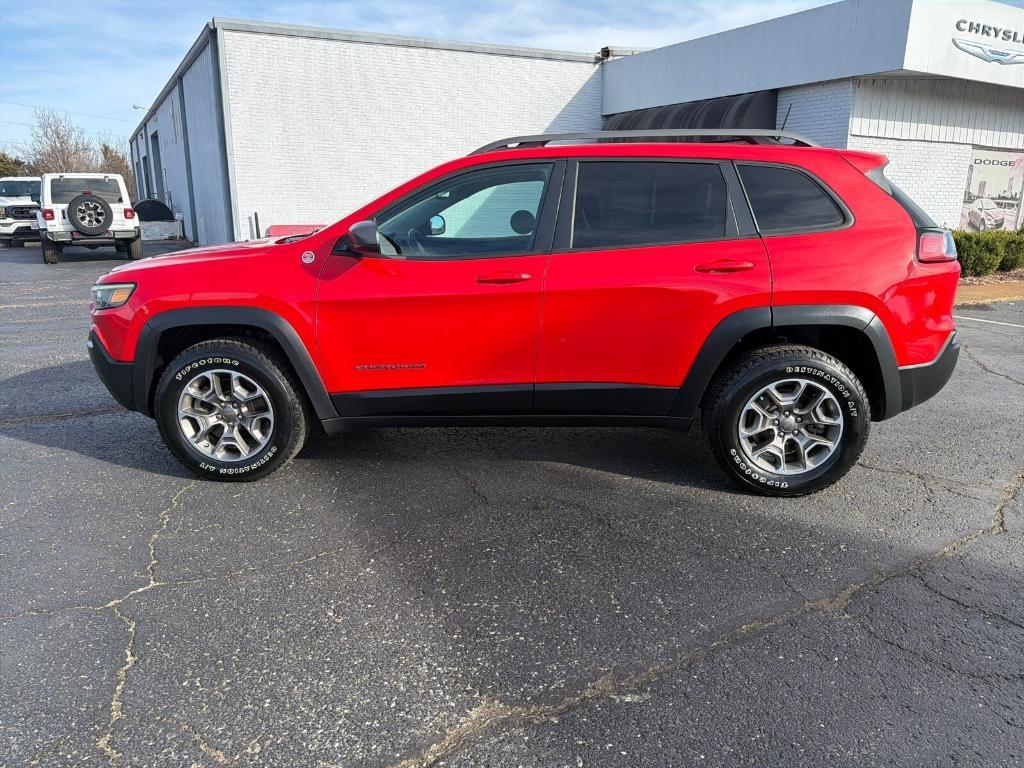 used 2019 Jeep Cherokee car, priced at $19,044