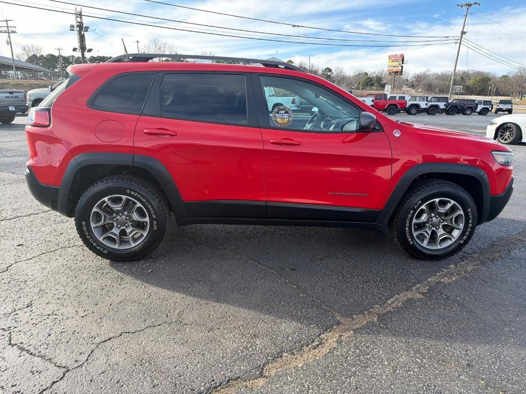 used 2019 Jeep Cherokee car, priced at $19,044