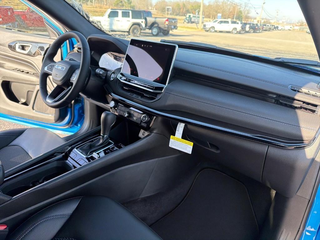 new 2026 Jeep Compass car, priced at $33,115