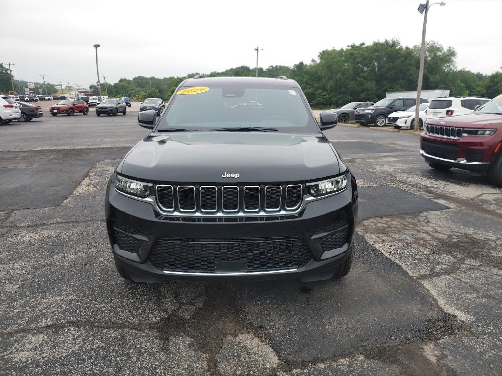 new 2026 Jeep Grand Cherokee car, priced at $41,722