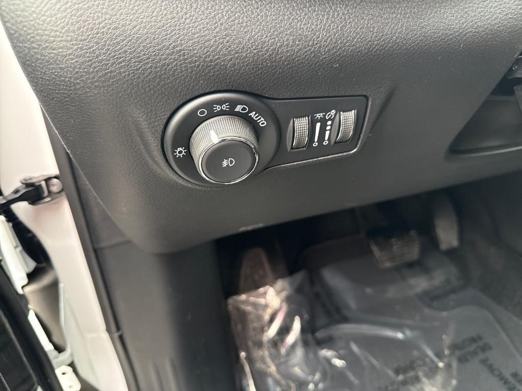 new 2026 Jeep Compass car, priced at $32,433