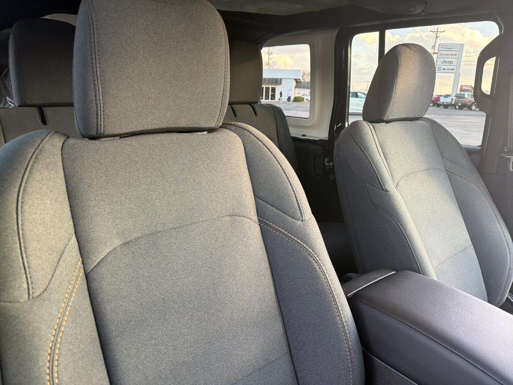 new 2026 Jeep Wrangler car, priced at $47,287