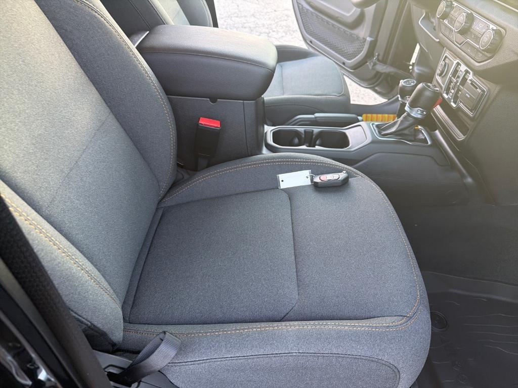 new 2026 Jeep Wrangler car, priced at $47,287