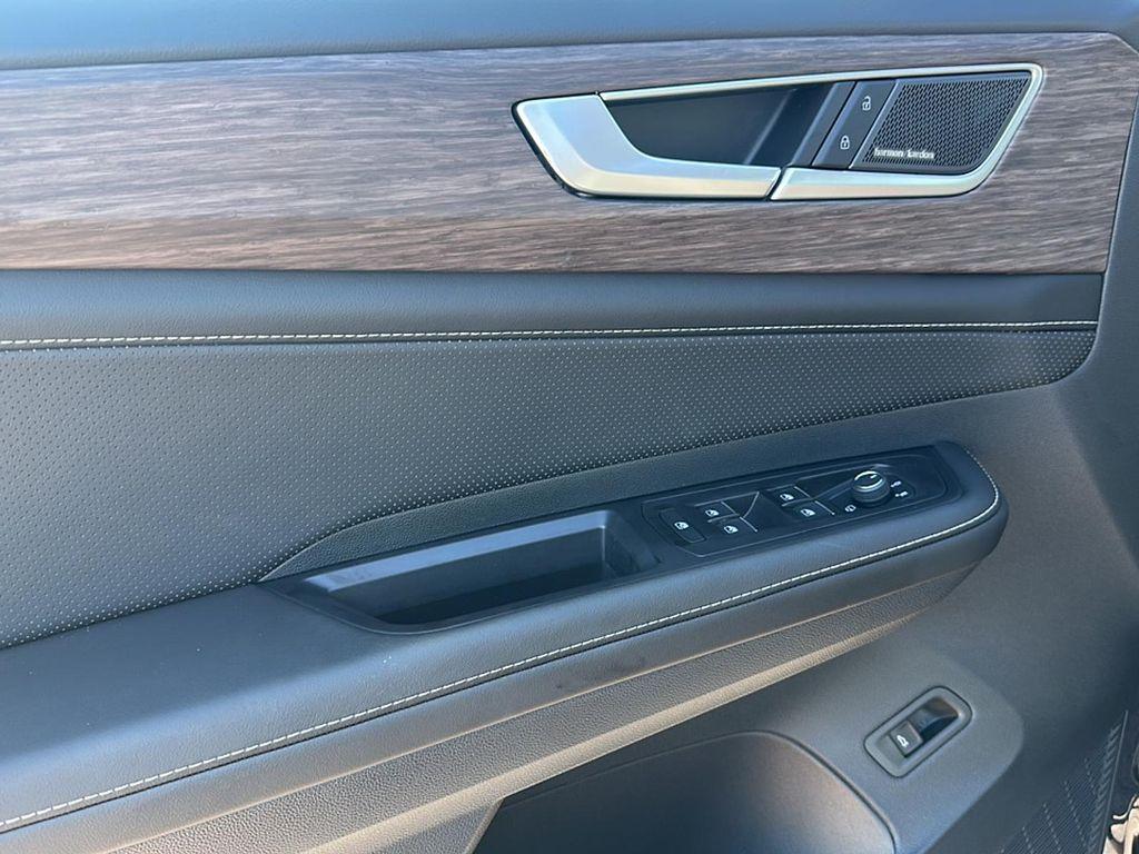 new 2026 Volkswagen Atlas car, priced at $54,939