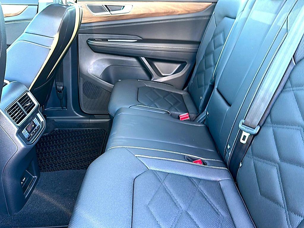 new 2026 Volkswagen Atlas car, priced at $39,906