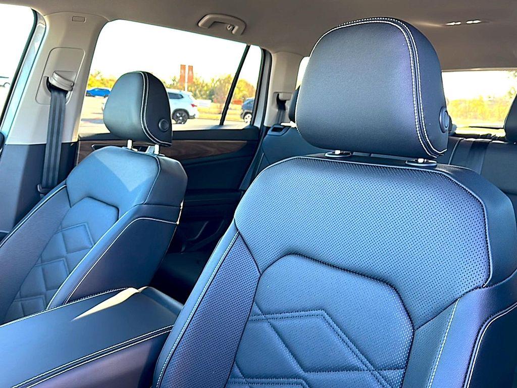 new 2026 Volkswagen Atlas car, priced at $39,906