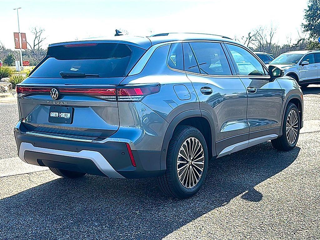new 2026 Volkswagen Tiguan car, priced at $32,135