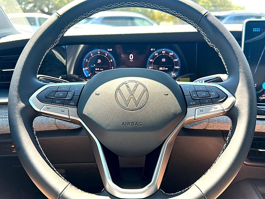 new 2025 Volkswagen Tiguan car