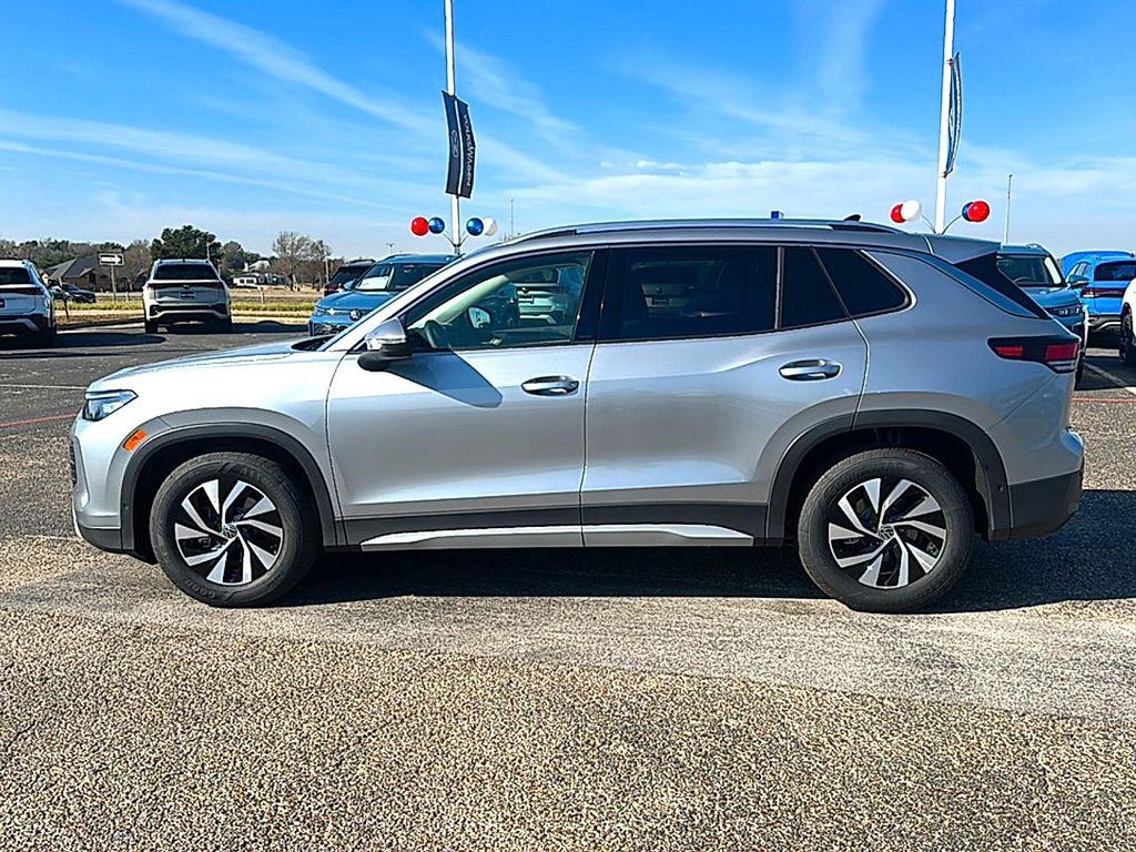 new 2026 Volkswagen Tiguan car, priced at $31,877