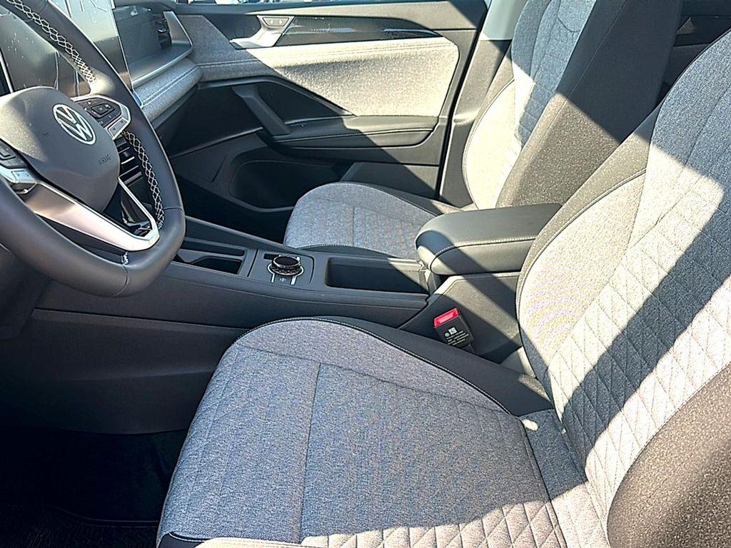 new 2026 Volkswagen Tiguan car, priced at $31,877