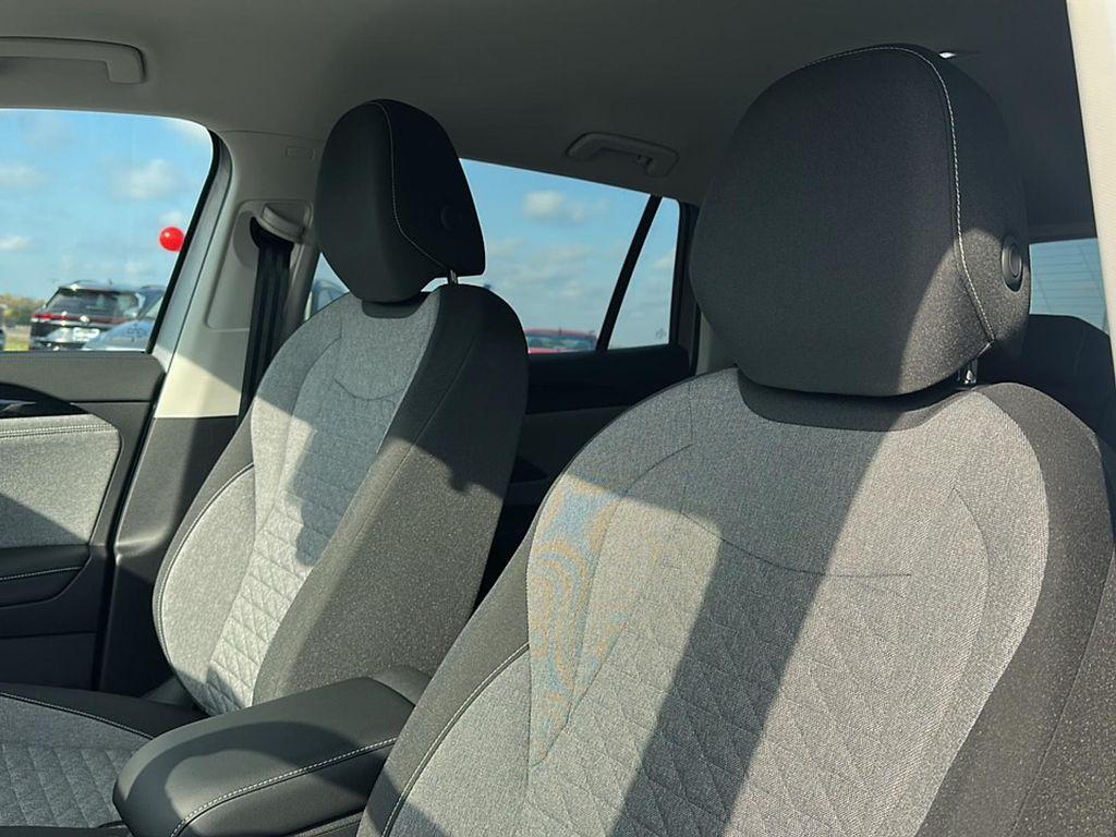 new 2026 Volkswagen Tiguan car, priced at $32,585