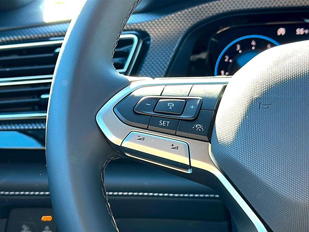 new 2026 Volkswagen Atlas Cross Sport car, priced at $53,760