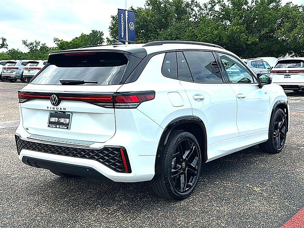 new 2026 Volkswagen Tiguan car, priced at $39,067