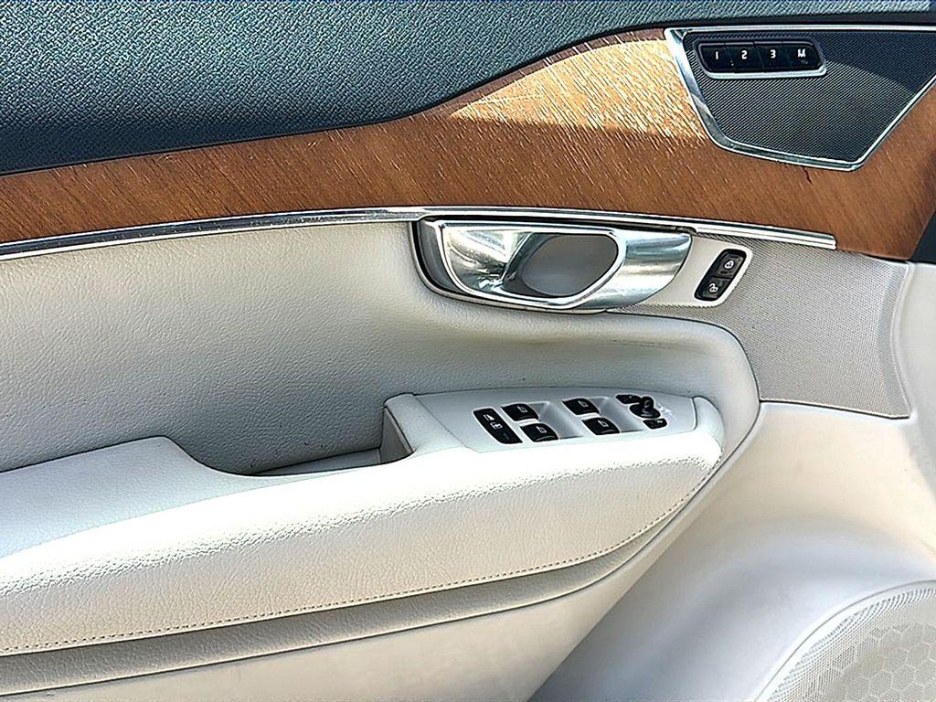 used 2022 Volvo XC90 car, priced at $24,774