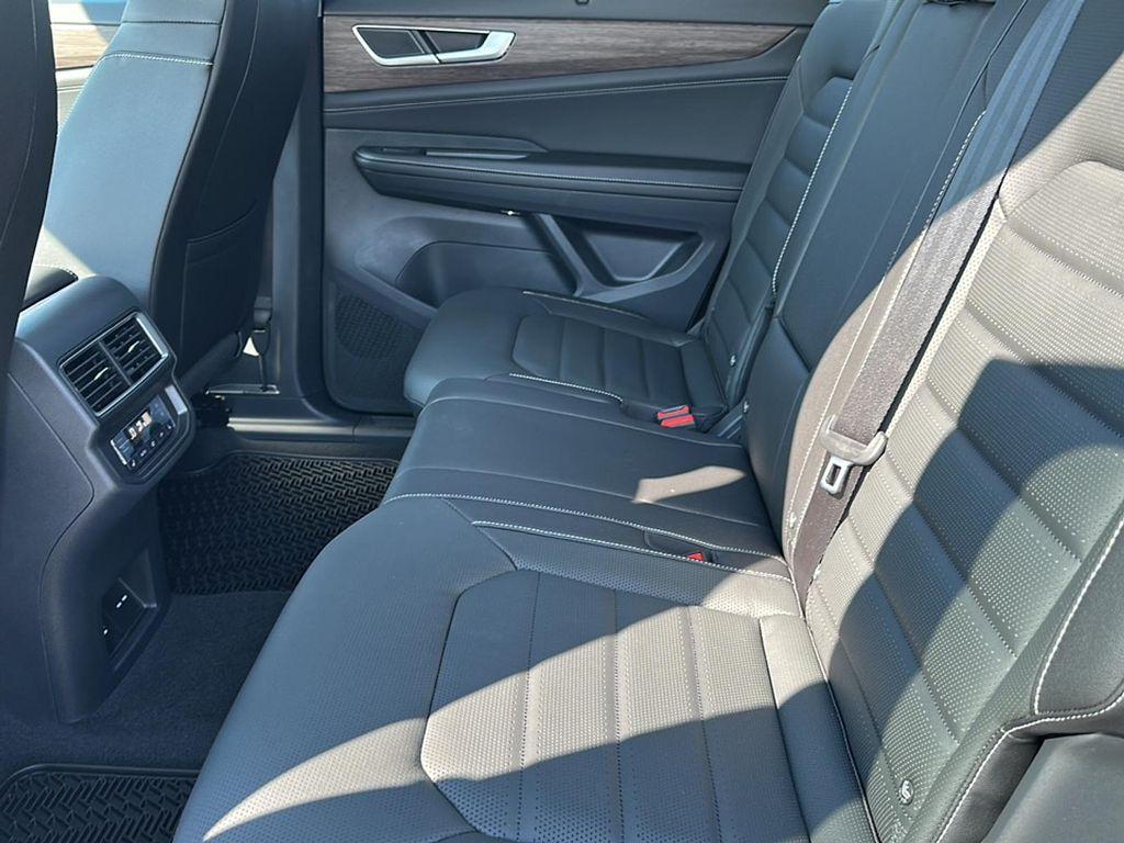 new 2026 Volkswagen Atlas car, priced at $49,520