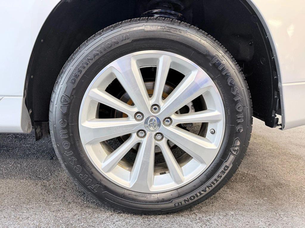 used 2011 Toyota Highlander Hybrid car, priced at $14,500