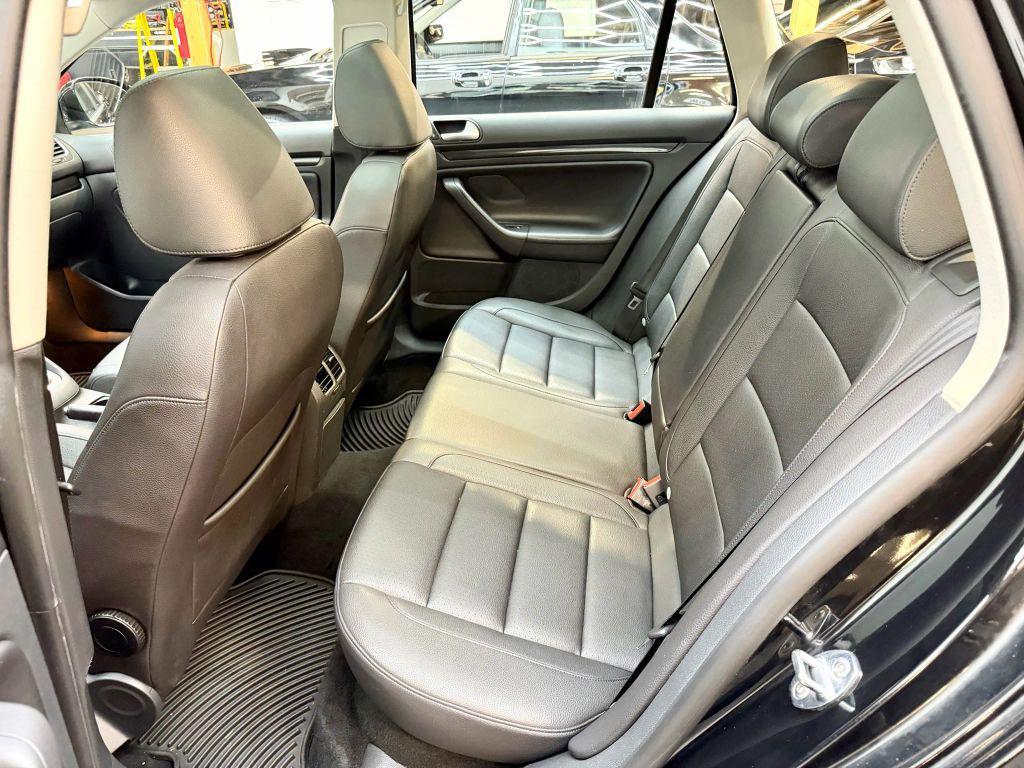 used 2014 Volkswagen Jetta SportWagen car, priced at $9,900