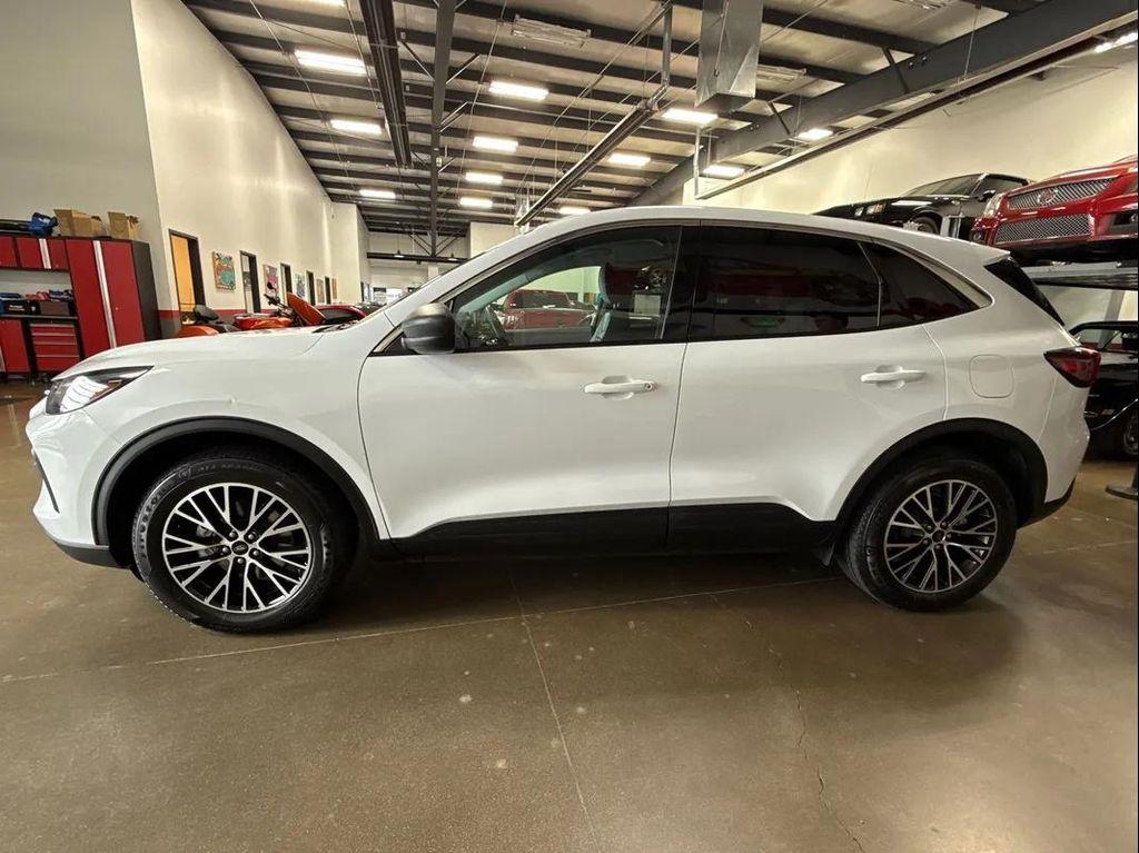 used 2023 Ford Escape car, priced at $24,899