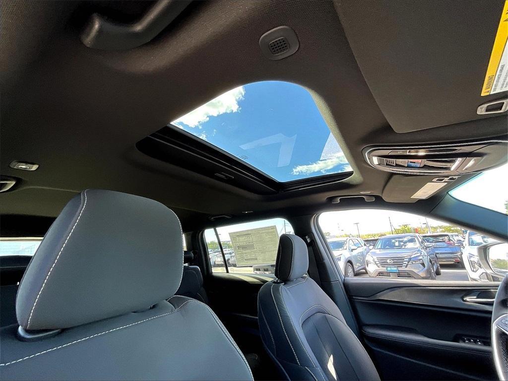 new 2025 Jeep Grand Cherokee L car, priced at $41,104